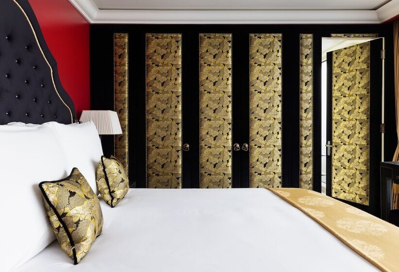 스위트, L Oscar London