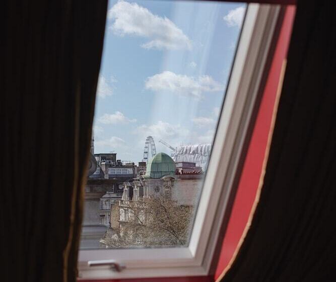 Suite, L Oscar London
