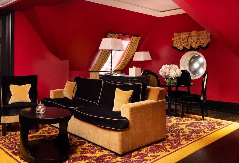 스위트, L Oscar London