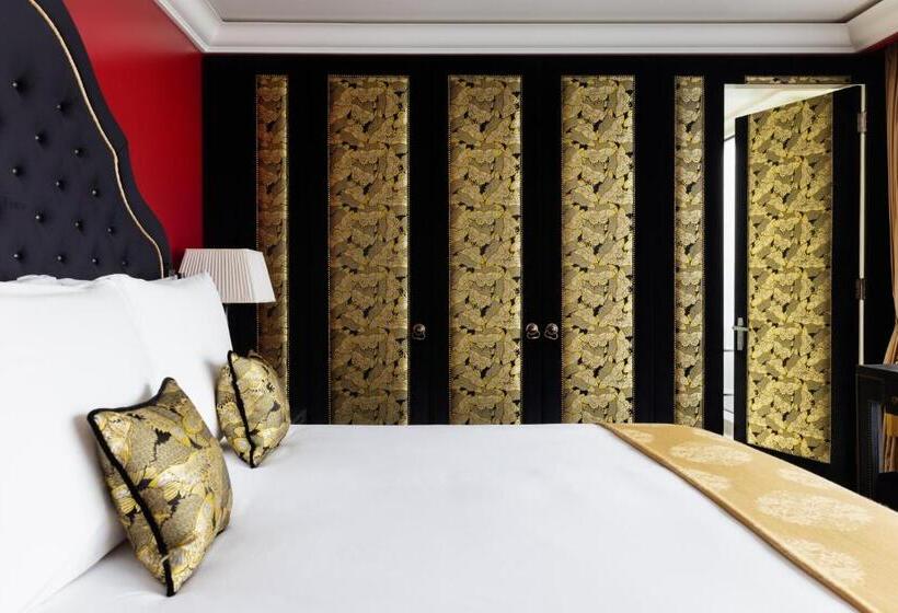 듀플렉스 스위트, L Oscar London