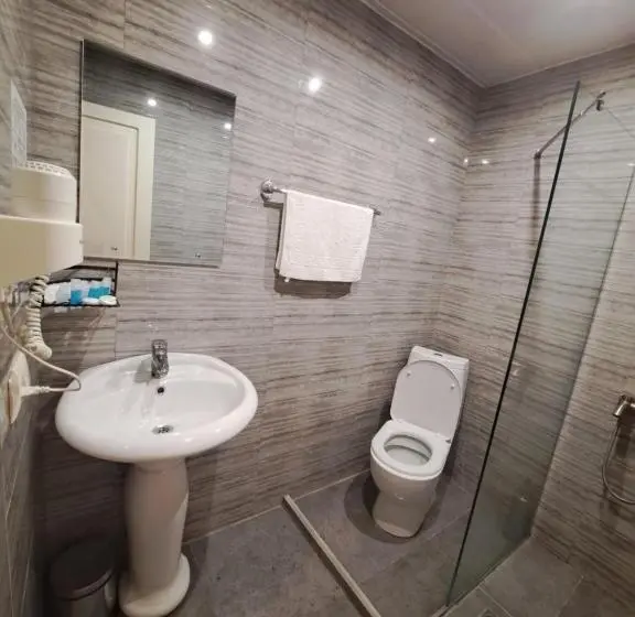 Quarto Familiar, River S