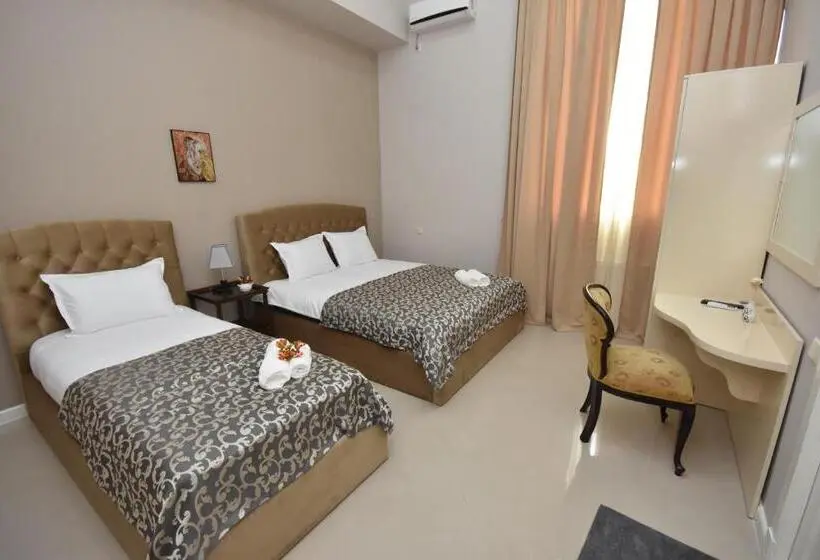 Quarto Familiar, River S