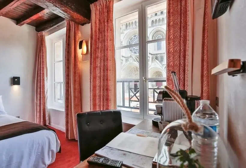 اتاق لوکس, Logis Du Parvis