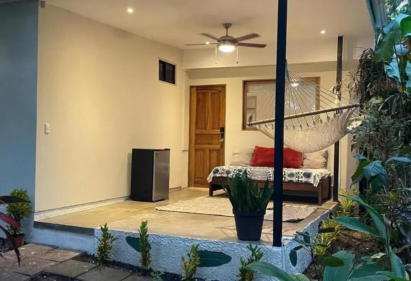اتاق یک تخته با چشم‌انداز باغ, Casa Cecilia Beach Front