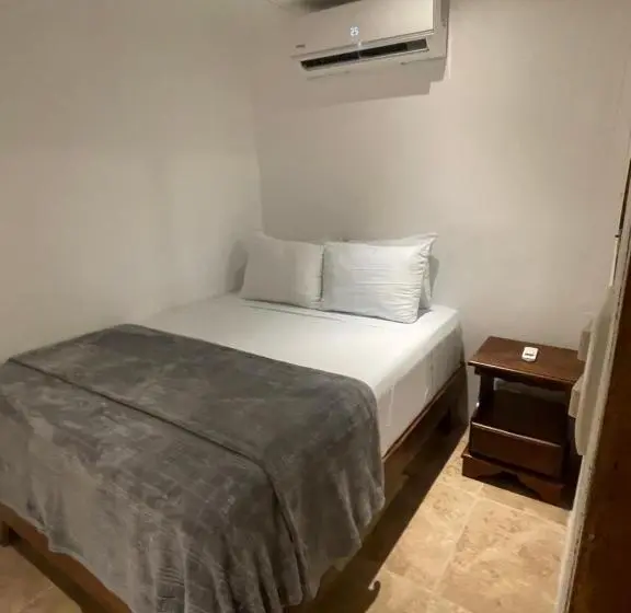 اتاق یک تخته با چشم‌انداز باغ, Casa Cecilia Beach Front
