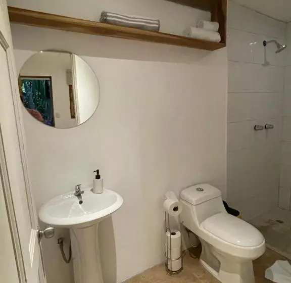 اتاق یک تخته با چشم‌انداز باغ, Casa Cecilia Beach Front