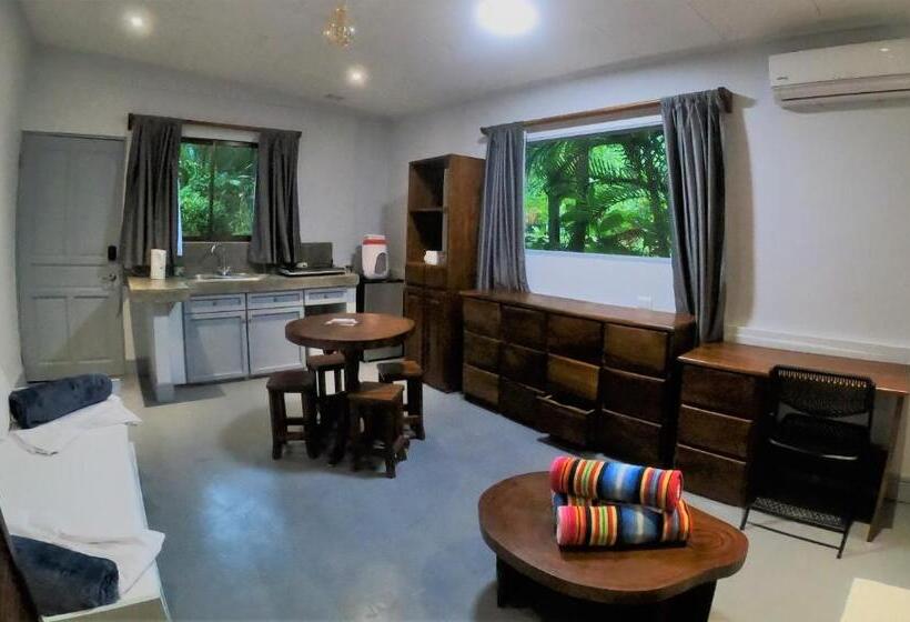 Студио Стандарт Вид на Сад, Casa Cecilia Beach Front