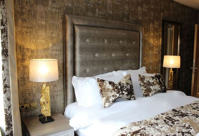 Номер Deluxe, The Lord Street Hotel; Bw Signature Collection