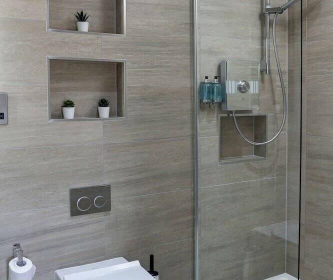 Номер Deluxe, The Lord Street Hotel; Bw Signature Collection