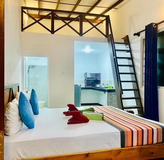 اتاق خانوادگی با چشم‌انداز جانبی دریا, Indika Beach Villa