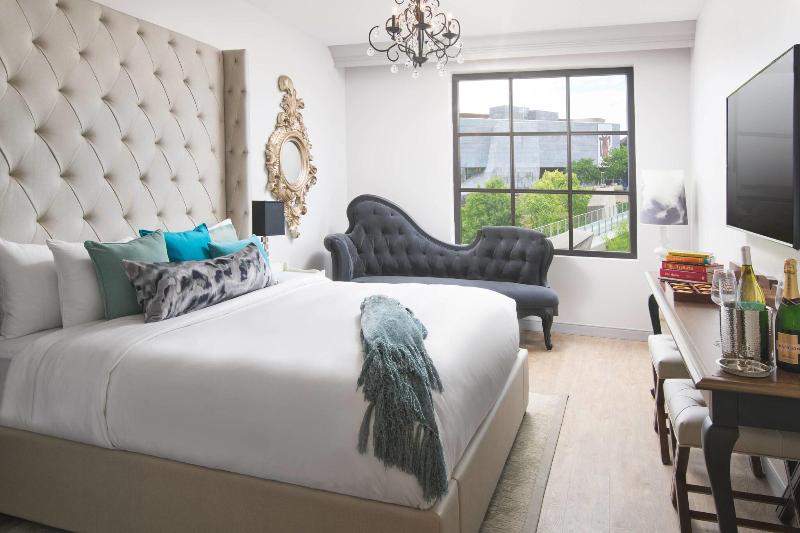 اتاق استاندارد با تخت بزرگ, The Edwin Hotel, Autograph Collection