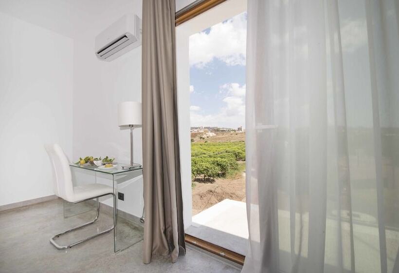 سوییت, Villa Landolina