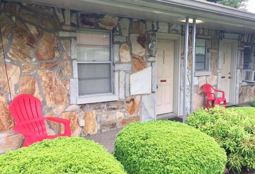デラックスファミリールーム, Phillips Historic Motel & Cottages