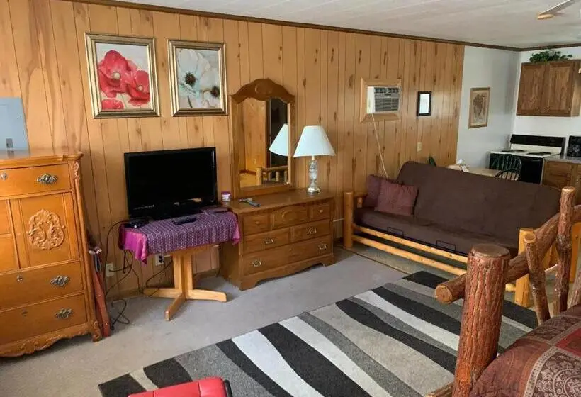 キングサイドベッドのスタンダードワンルーム, Phillips Historic Motel & Cottages