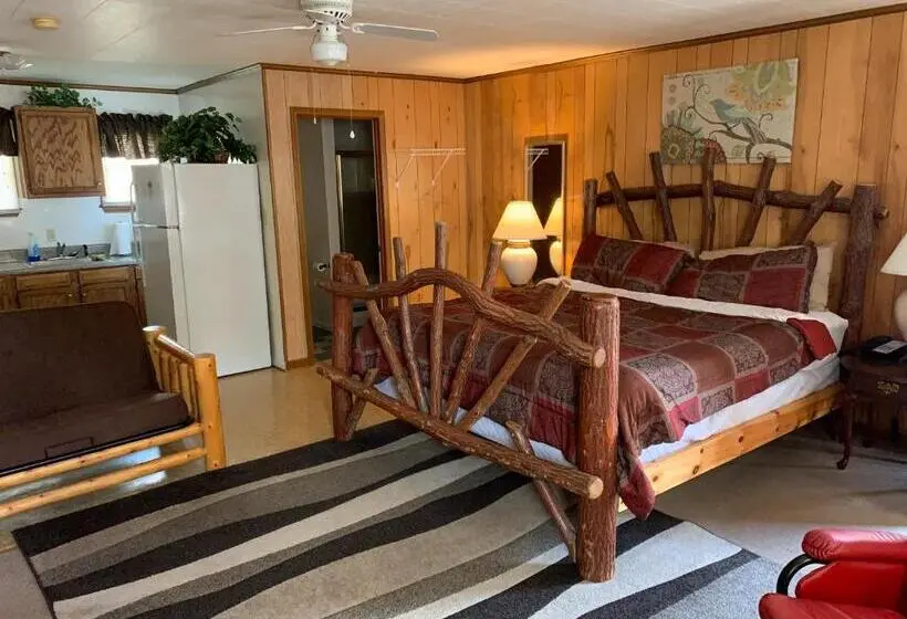 キングサイドベッドのスタンダードワンルーム, Phillips Historic Motel & Cottages