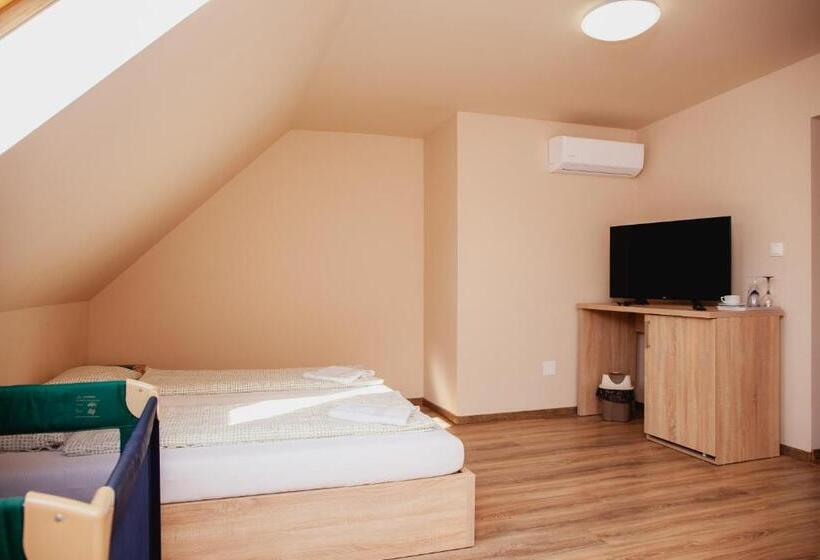 标准间, King Arthur Panzió