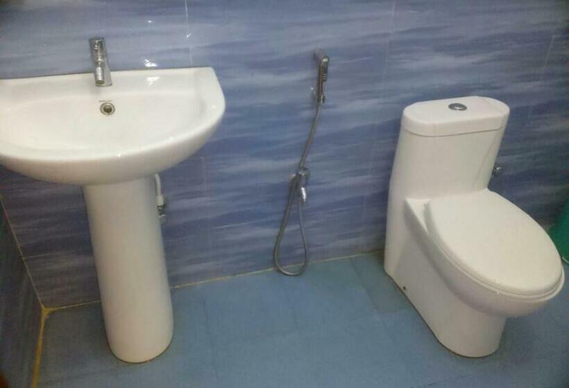 کابین, Crossbill Beach Resort