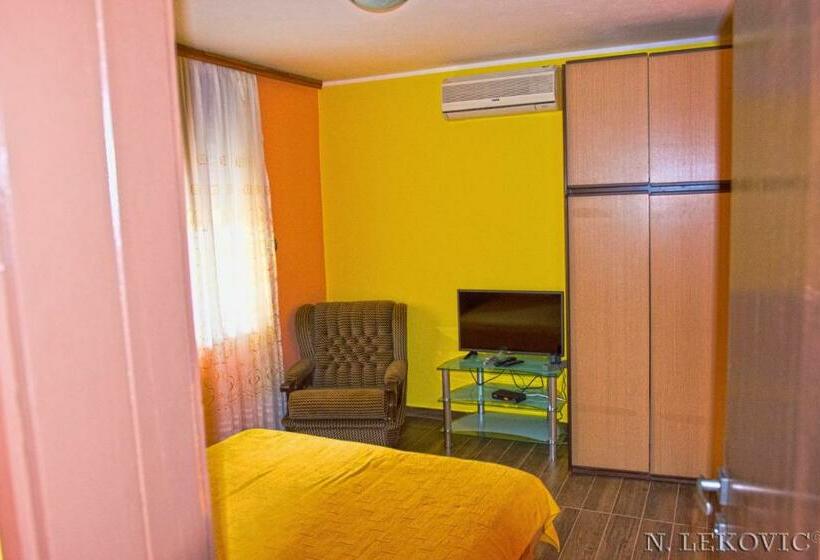 اتاق استاندارد, Guesthouse Bato