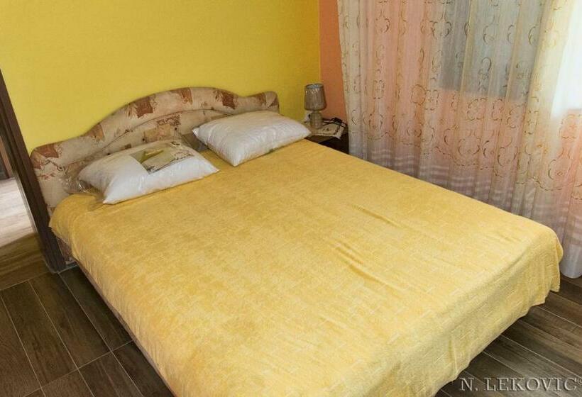 اتاق استاندارد, Guesthouse Bato