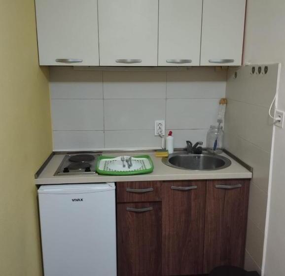 سوییت, Guesthouse Bato