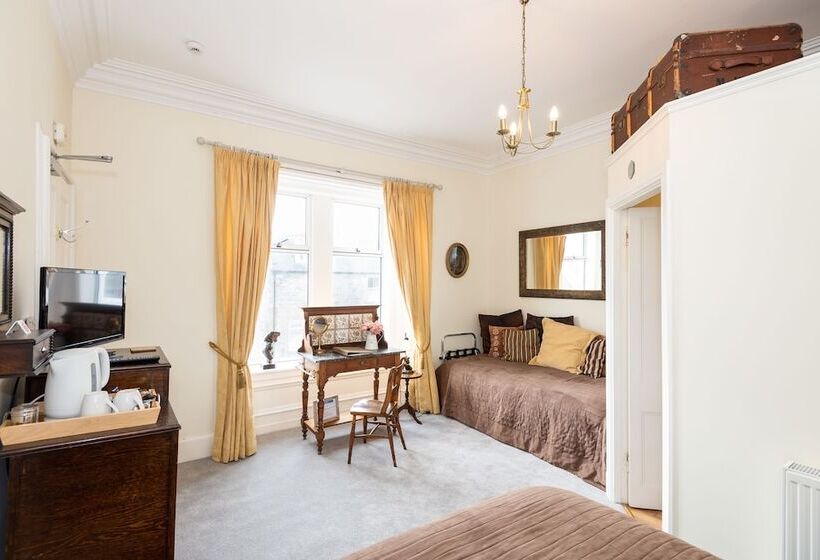 スーペリアールーム, The Tannochbrae