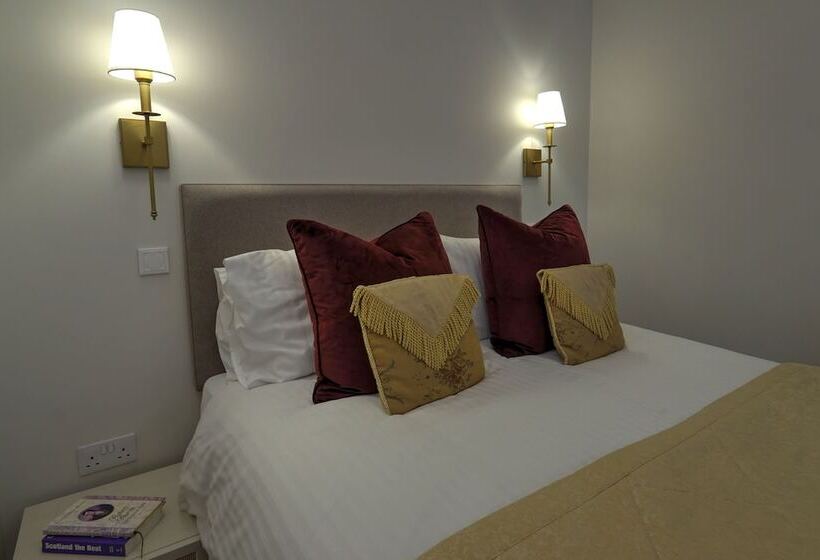 スタンダードルーム, The Tannochbrae