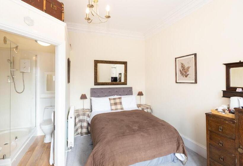 スーペリアトリプルルーム, The Tannochbrae