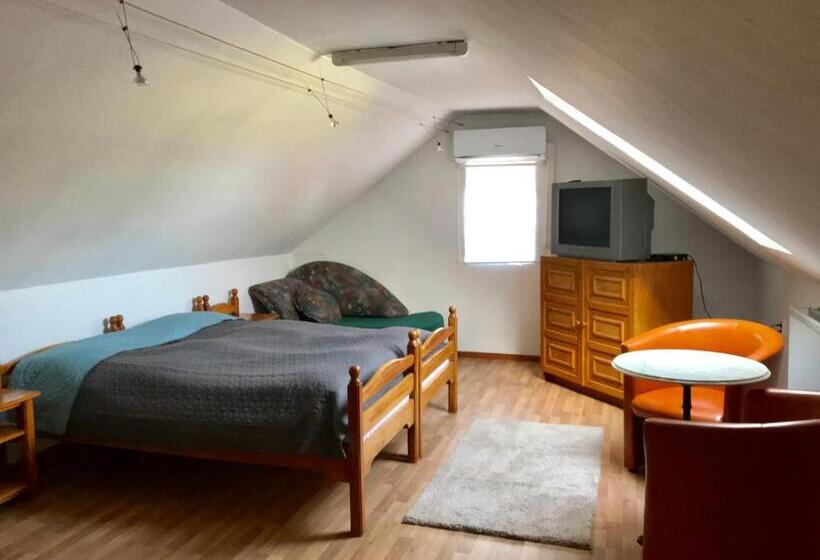 豪华家庭房间, Club M.k.m. Modra