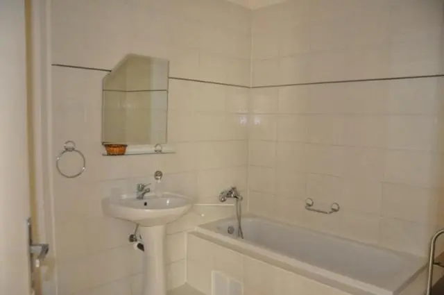 Deluxe Kolmen Hengen Huone, Club M.k.m. Modra