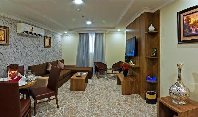 2 Bedroom Suite, Delights Inn   Green Oasis