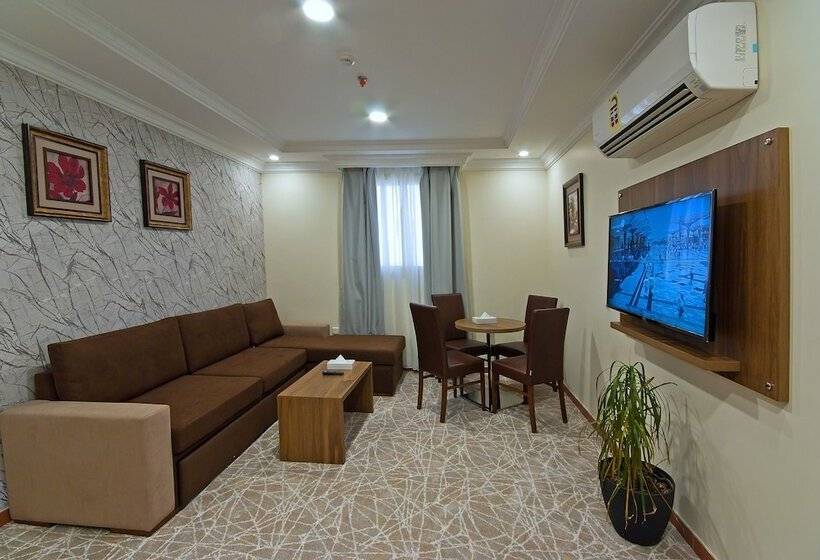 Executive Suite, Delights Inn   Green Oasis
