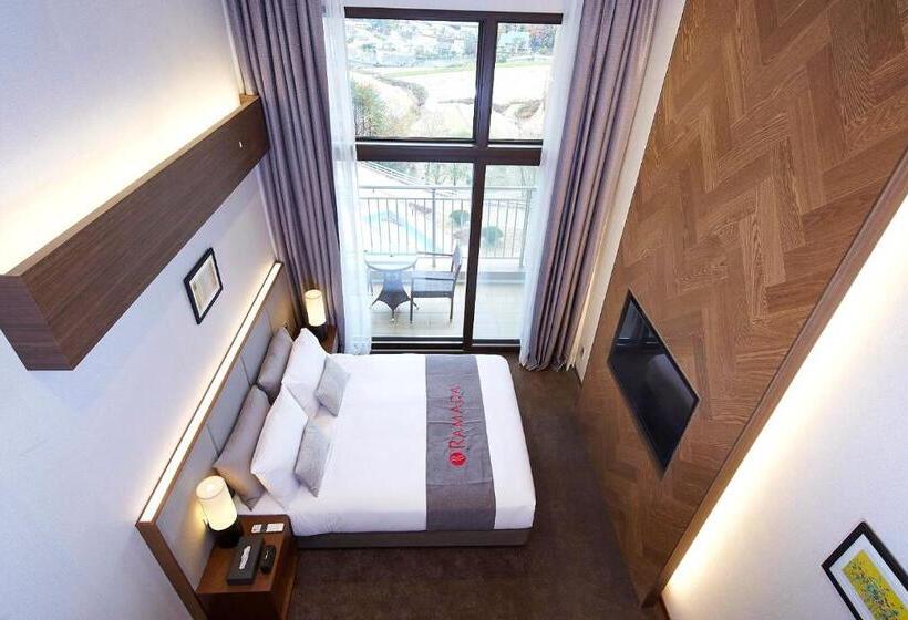 Номер Стандарт, Pyeongchang Ramada Hotel & Suite By Wyndham