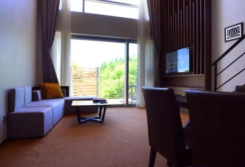 Villa 1 Makuuhuone, Ramada Hotel & Suites By Wyndham Gangwon Pyeongchang