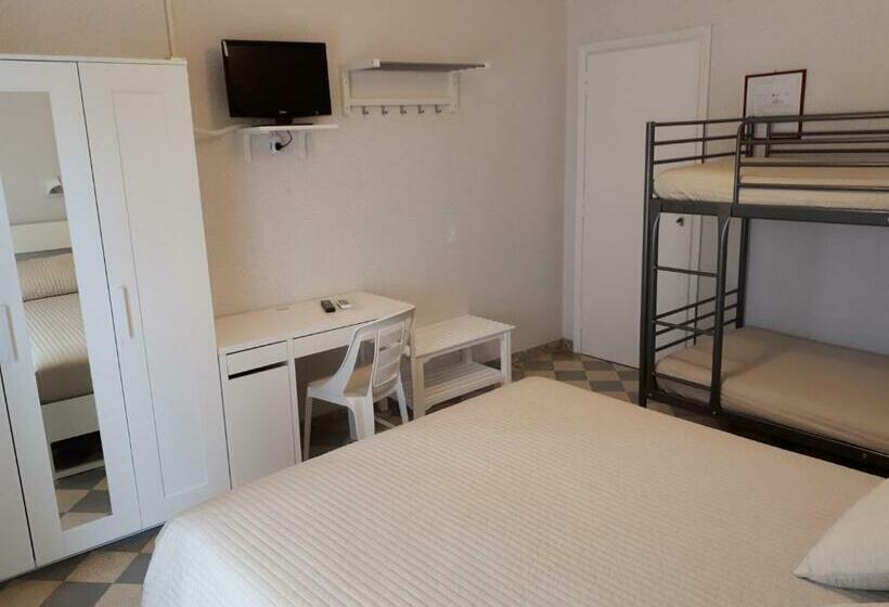 Четырехместный Номер Стандарт, Miralago