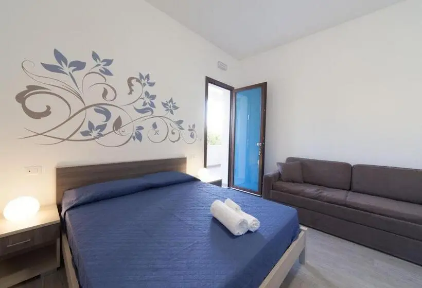 Habitació Triple Estàndard, Amaka