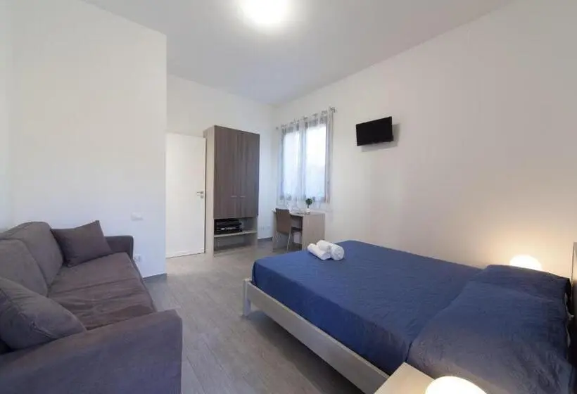 Habitació Triple Estàndard, Amaka