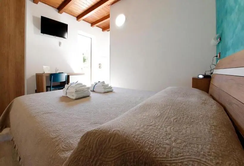 Habitació Quàdruple Estàndard, Amaka