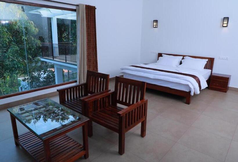 اتاق استاندارد با تخت بزرگ, Coffee And Pepper Plantation Homestay