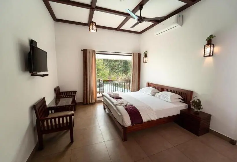 バルコニー付きスタンダードルーム, Coffee And Pepper Plantation Homestay