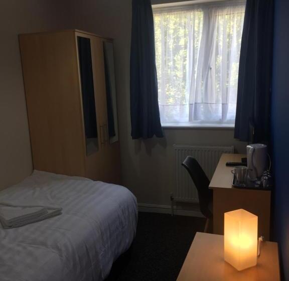 Номер Стандарт Индивидуальный, Southend Central Hotel   Close To Beach, City Centre, Train Station & Southend Airport