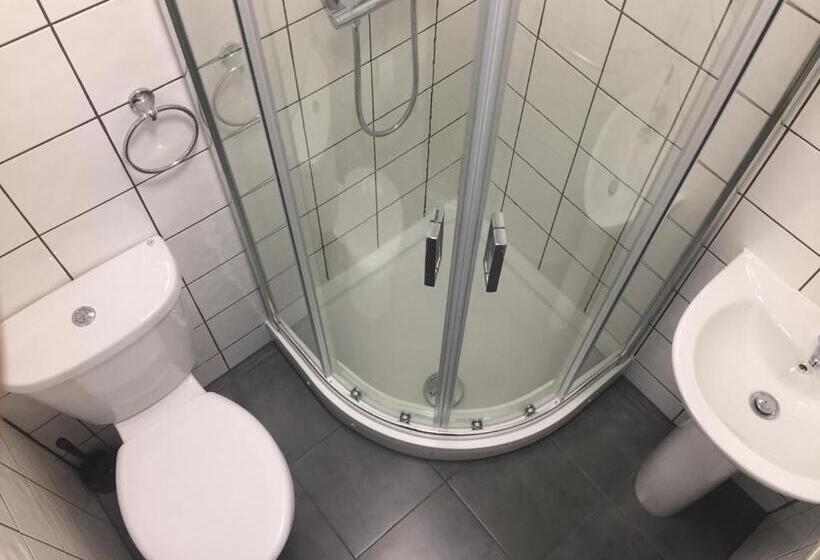 Номер Стандарт Трехместный, Southend Central Hotel   Close To Beach, City Centre, Train Station & Southend Airport