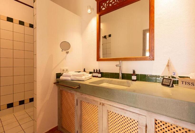 メゾネットスイート, Finca Amapola   Agrotourismus