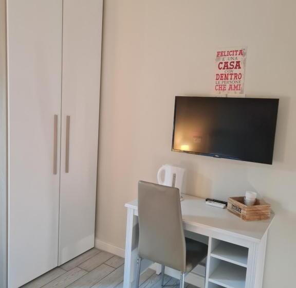 اتاق استاندارد, Esposito Plaza S & Suite