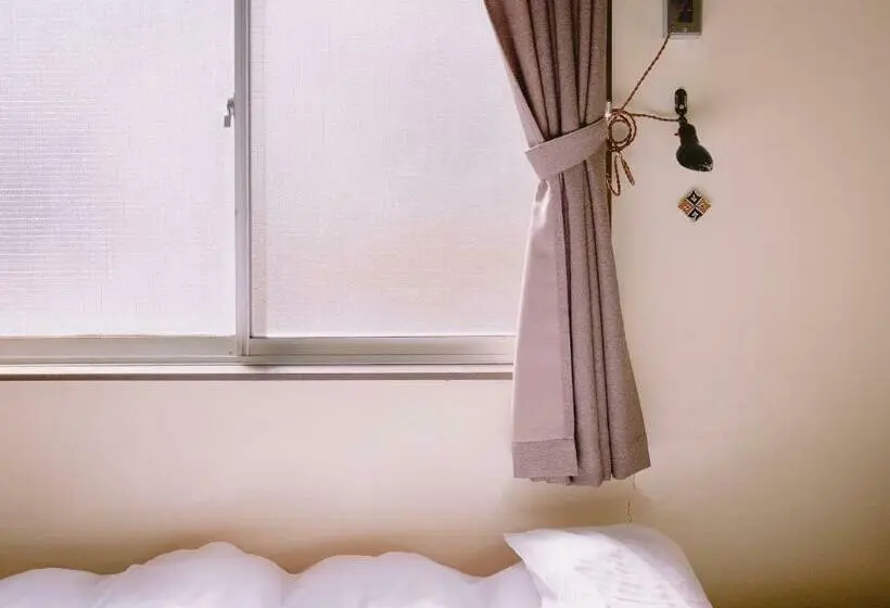 Economy Triple Room, Guesthouse Hitoyado