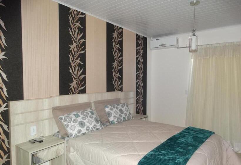 חדר דלוקס עם מרפסת, Pousada Central