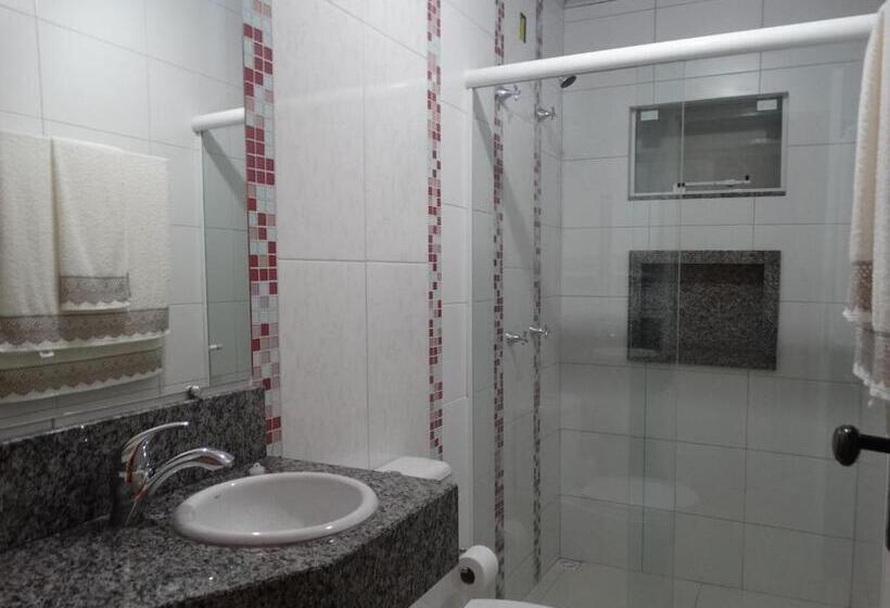Номер Deluxe Вид на Город, Pousada Central