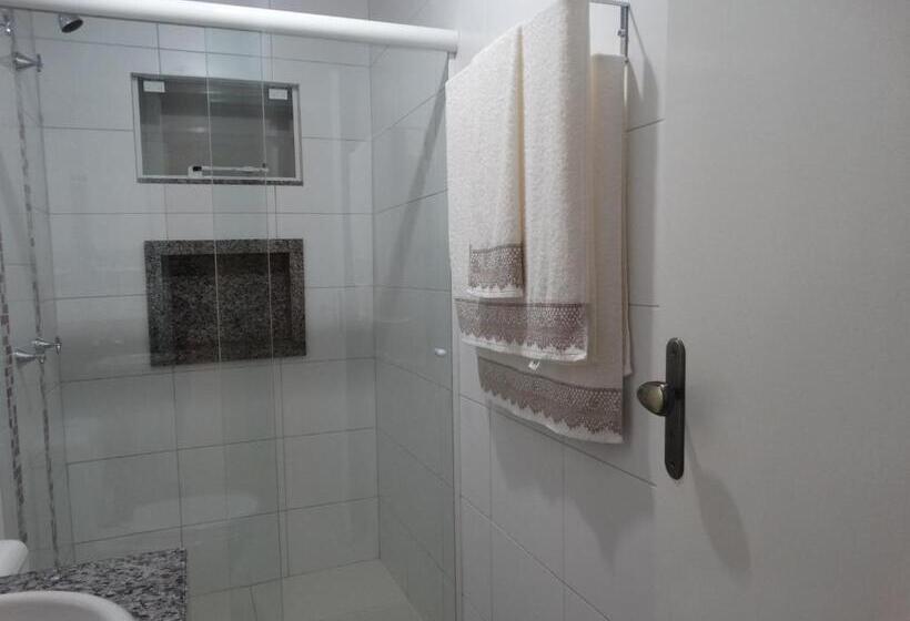 חדר דלוקס נוף לעיר, Pousada Central