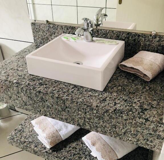 סוויטה דלוקס, Pousada Central