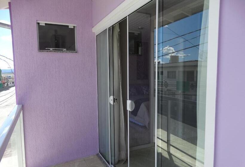 חדר דלוקס עם מרפסת, Pousada Central