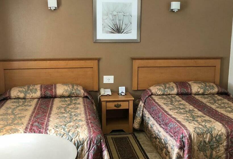 חדר דלוקס, Topper Motel